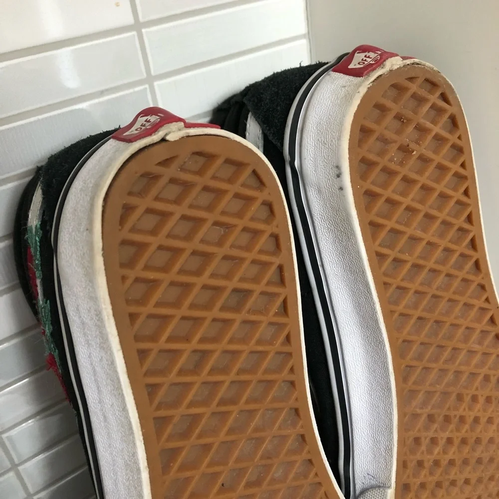 🥳HOST PICK🥳 Vans suede unisex floral high tops - Picture 9 of 10